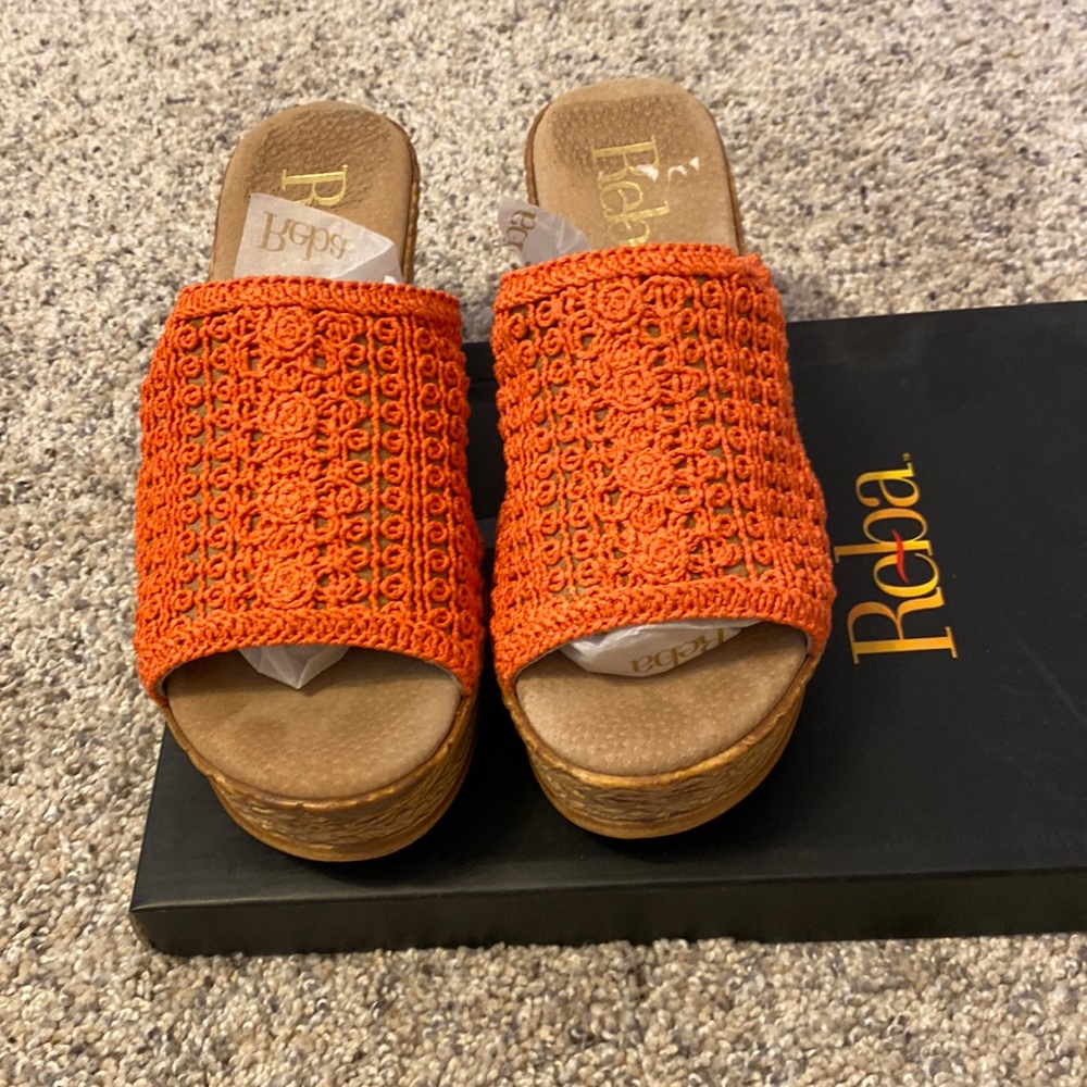 Reba Orange Slides size 6